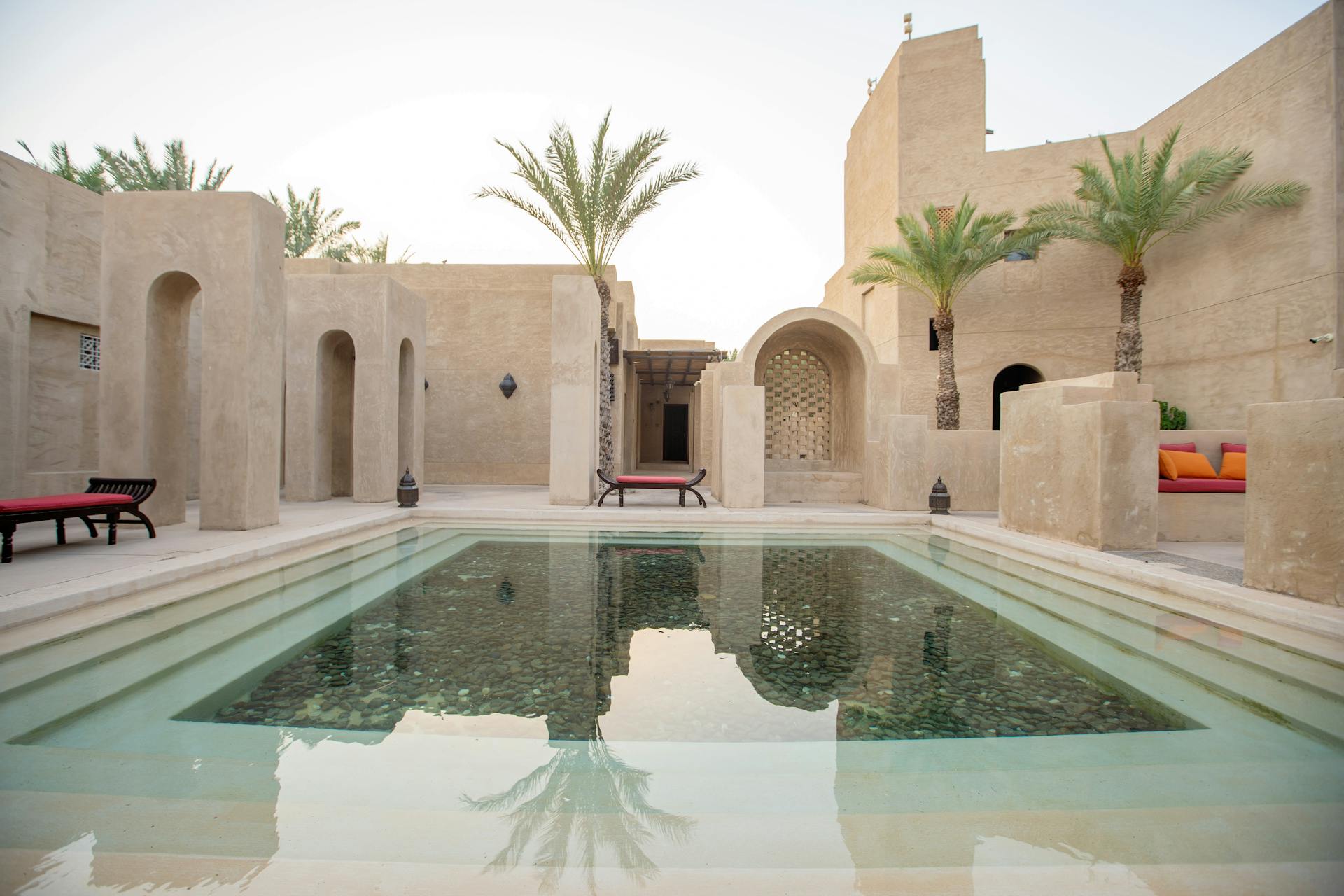 desert luxury resorts Dubai